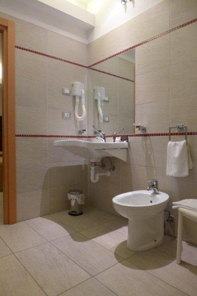 Hotel Capitol San Mauro Mare Quarto foto